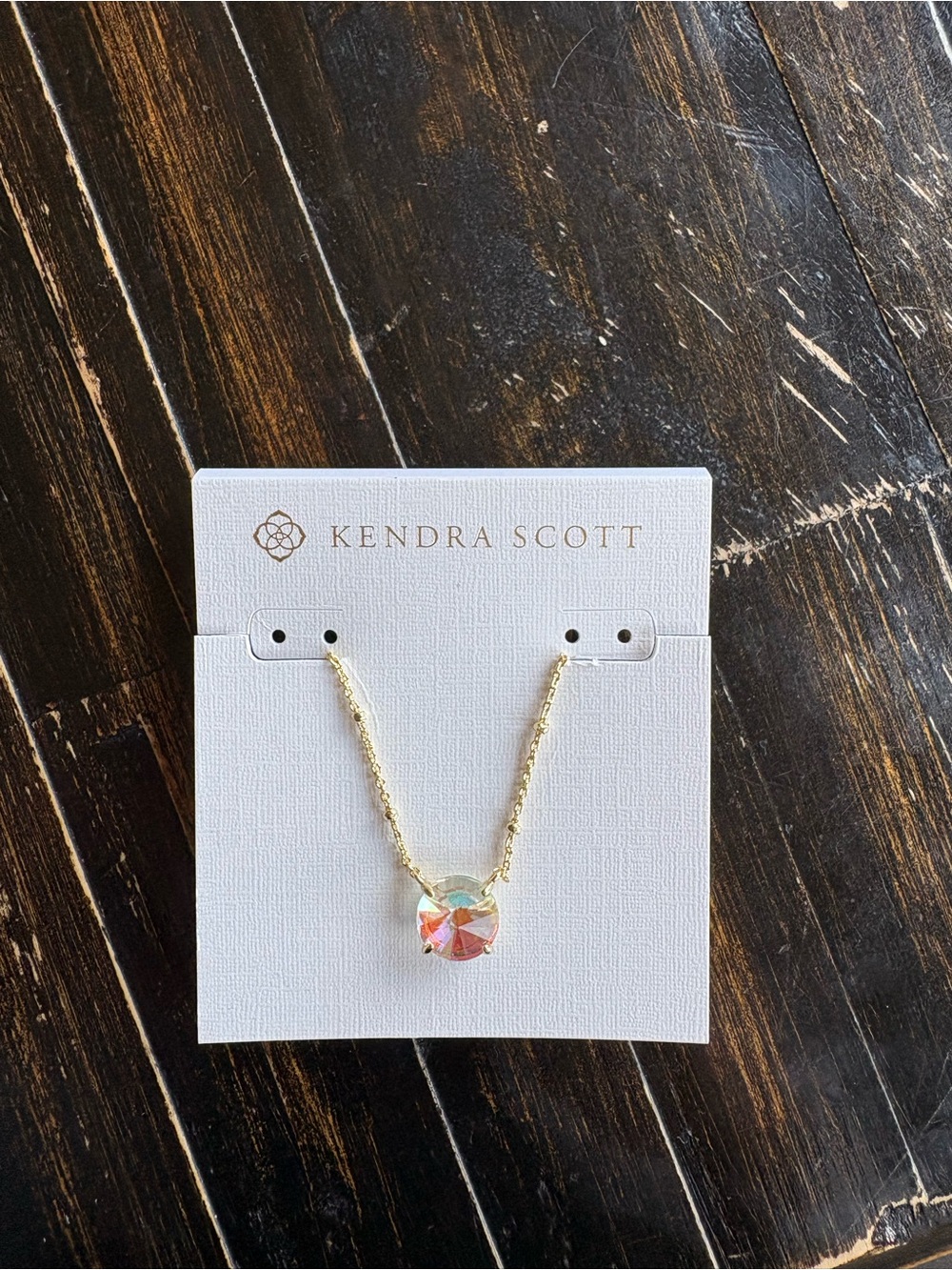 Kendra Scott necklace